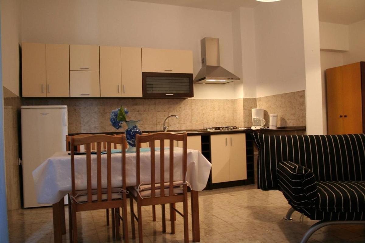 Apartments Susy بولا المظهر الخارجي الصورة