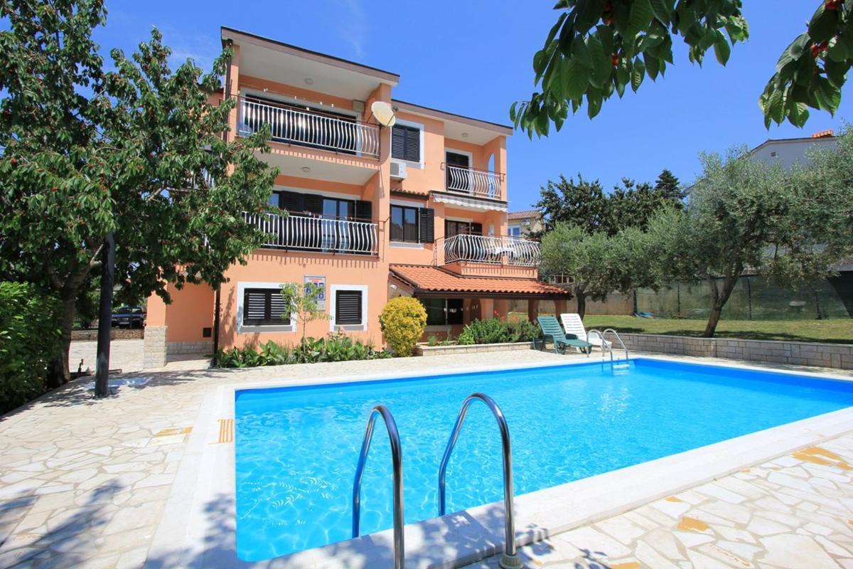 Apartments Susy بولا المظهر الخارجي الصورة