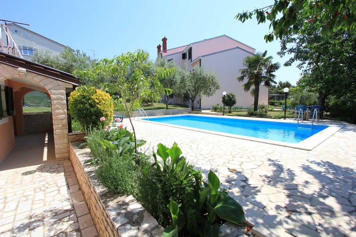 Apartments Susy بولا المظهر الخارجي الصورة